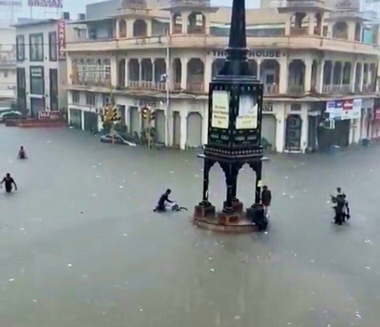 जयपुर में भारी बारिश, चार की मौत-दो लापता, कई जिलों में अलर्ट
