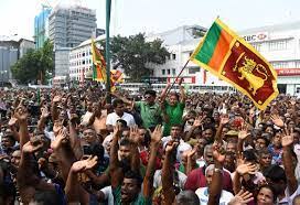श्रीलंका : मुफ्त की राजनीति ने कर दिया बर्बाद