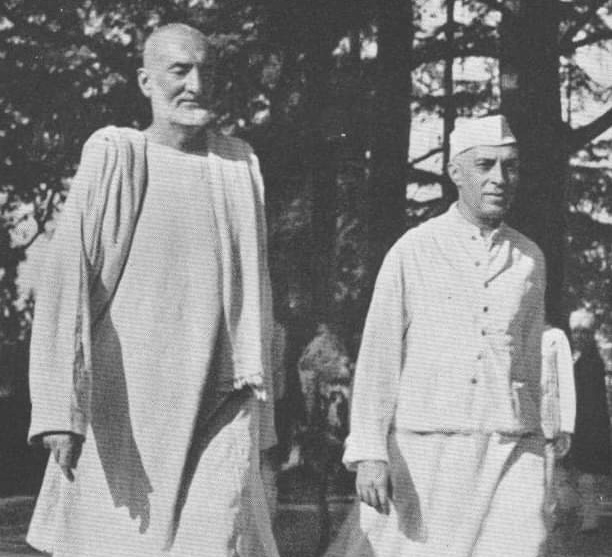 पाकिस्तान की किस्मत का तारा – खैबर पख्तूनख्वा / 1 सीमांत गांधी और नेहरू